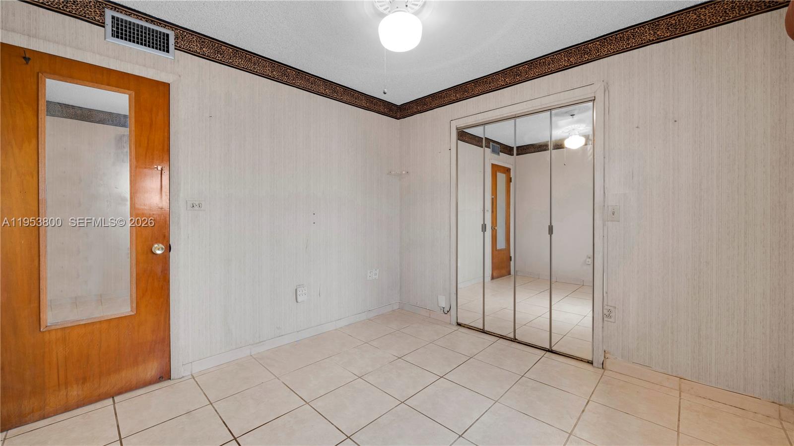   /  1864 sq. ft. $ 2026-01-27 0 Photo