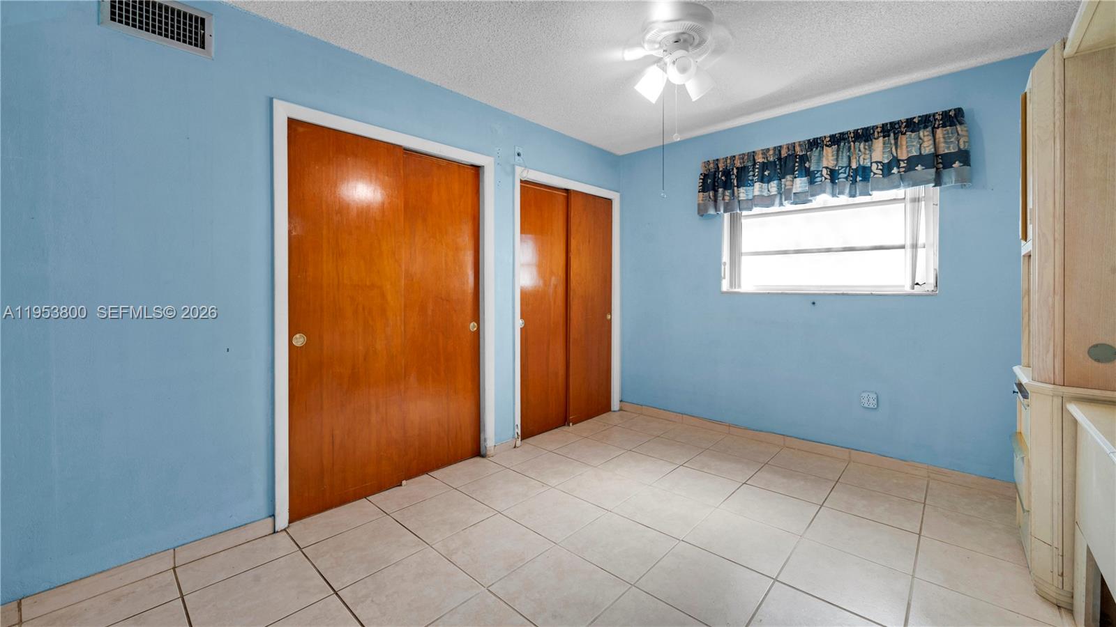   /  1864 sq. ft. $ 2026-01-27 0 Photo