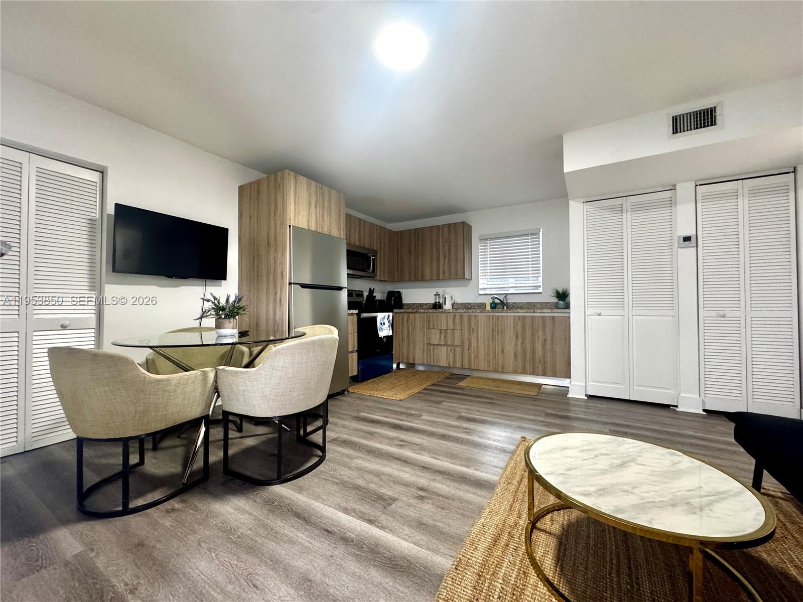   /   sq. ft. $ 2026-01-27 0 Photo