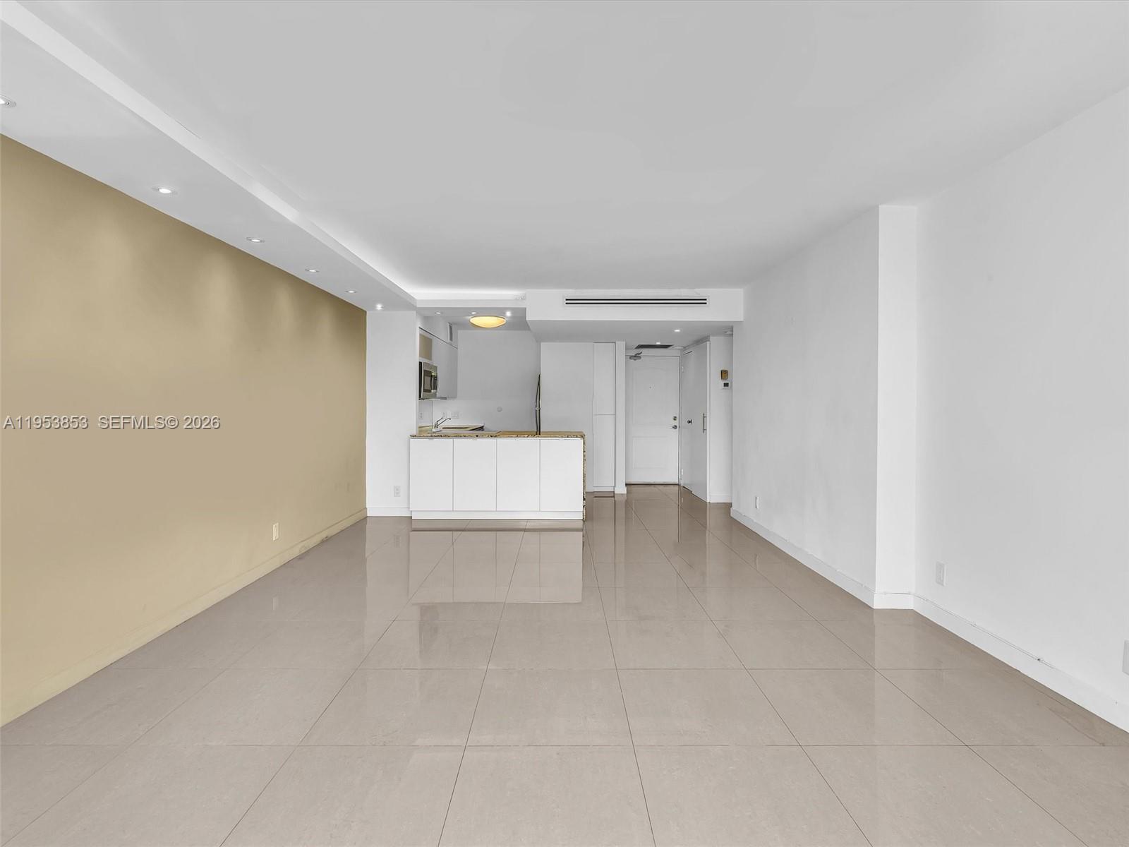 223 1 / 2 991 кв.футов $ 2026-01-27 0 Фото