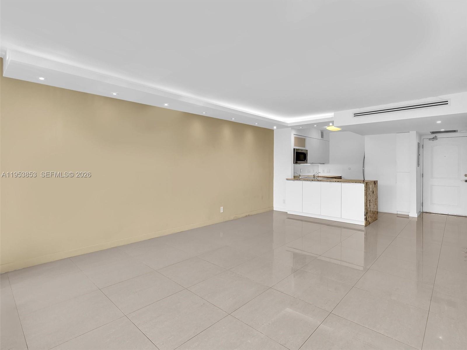 223 1 / 2 991 кв.футов $ 2026-01-27 0 Фото