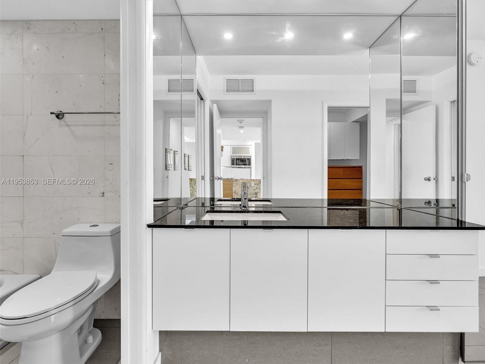 223 1 / 2 991 кв.футов $ 2026-01-27 0 Фото