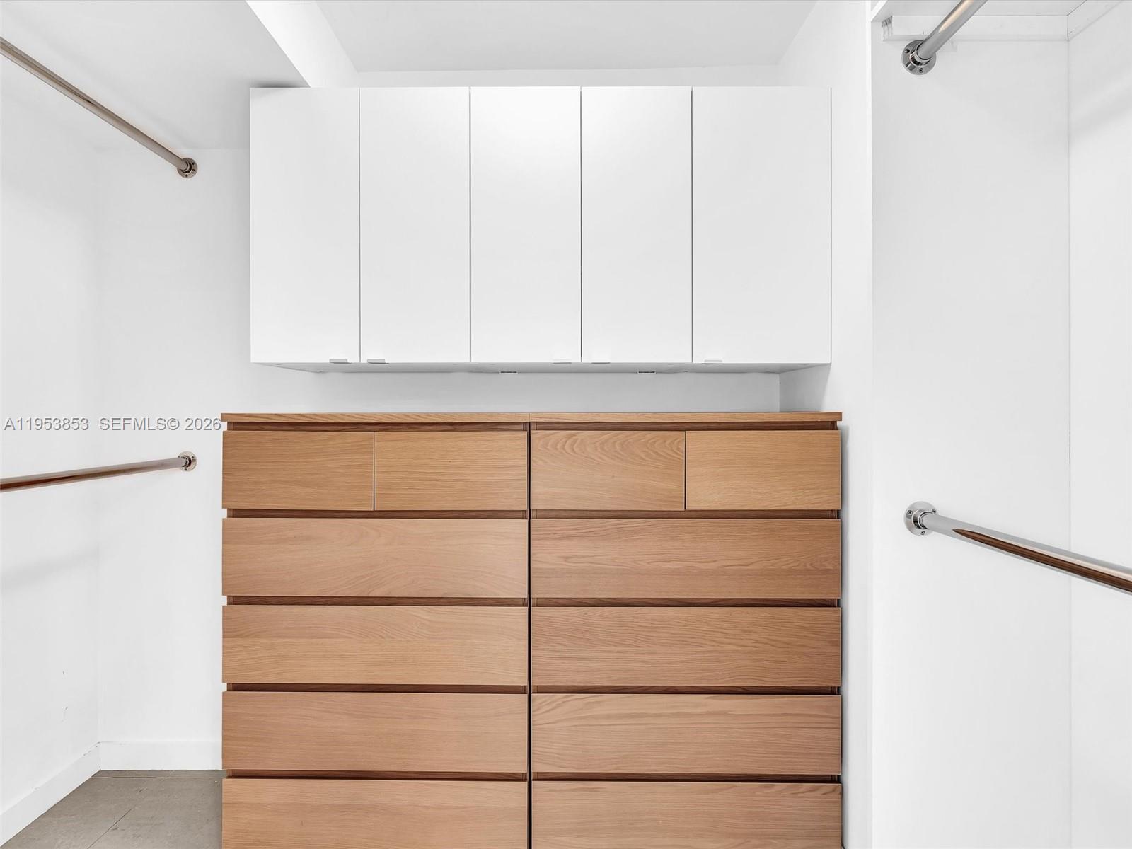 223 1 / 2 991 кв.футов $ 2026-01-27 0 Фото