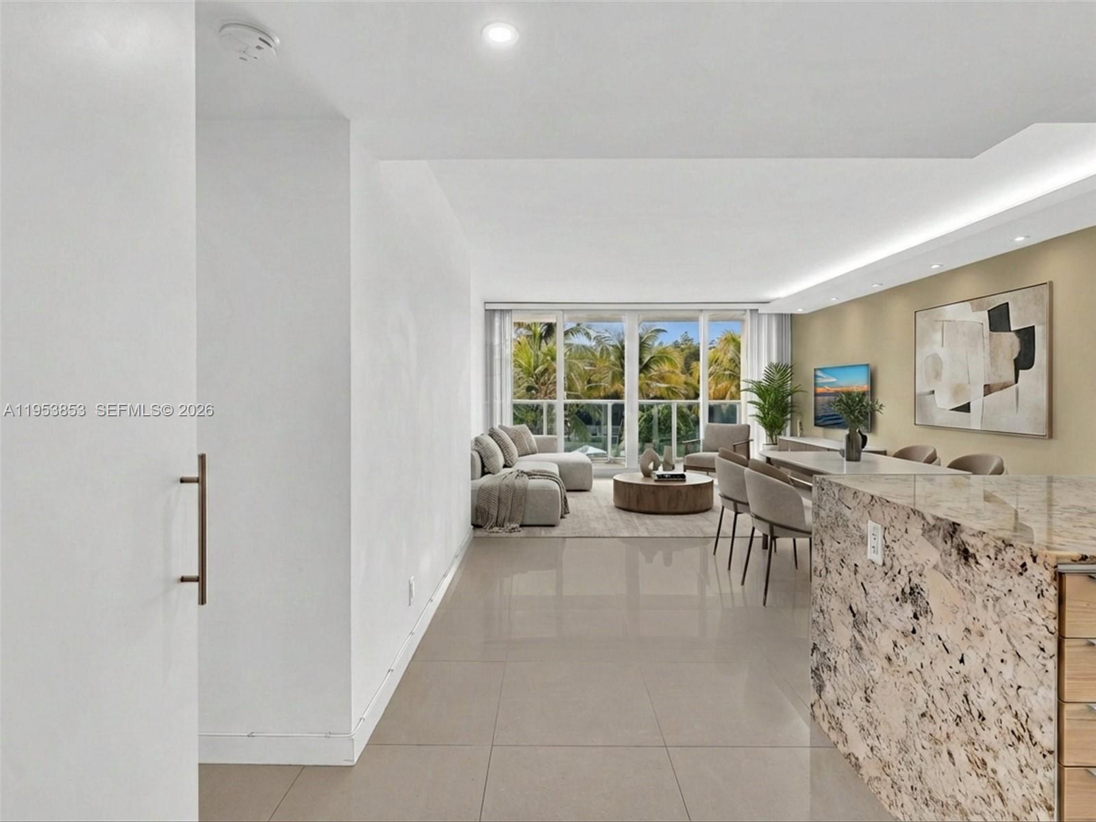 223 1 / 2 991 кв.футов $ 2026-01-27 0 Фото