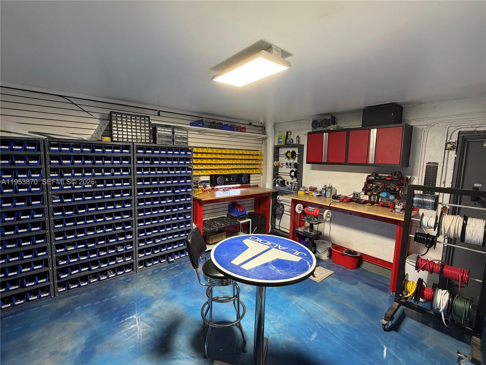   /   sq. ft. $ 2026-01-28 0 Photo