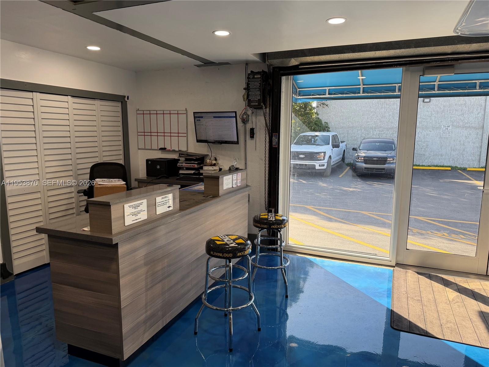   /   sq. ft. $ 2026-01-28 0 Photo