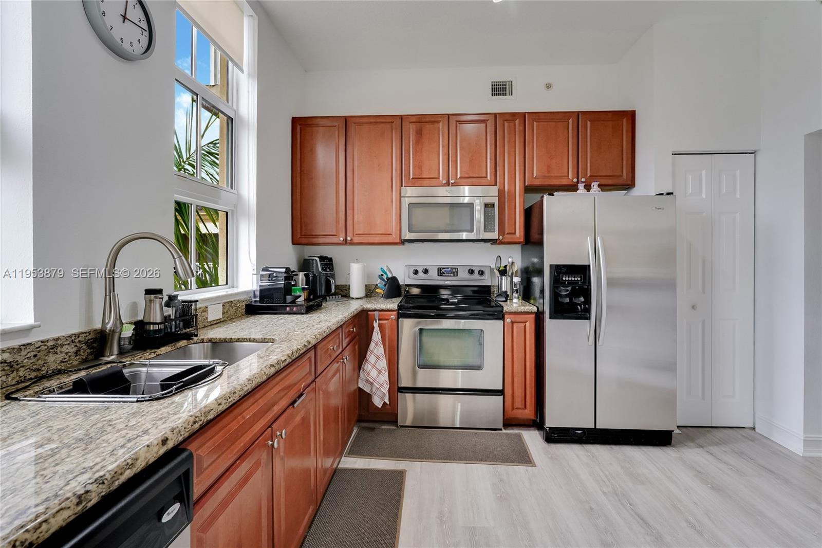 Photo of 3001 185th St  #612, Aventura, Florida, 33180 - 