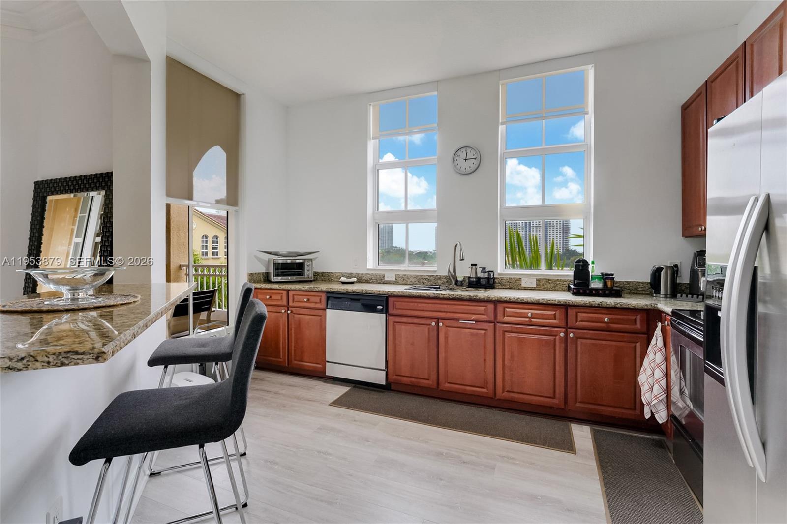 Photo of 3001 185th St  #612, Aventura, Florida, 33180 - 