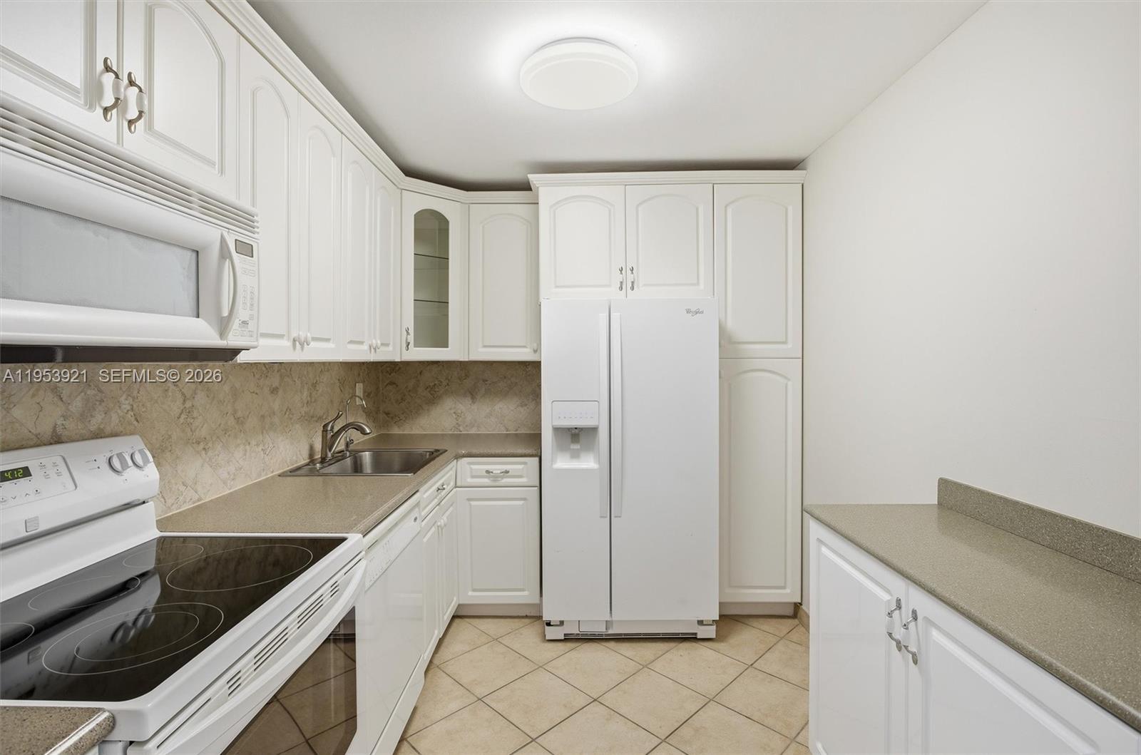 Photo of 3731 Country Club Dr  #1421, Aventura, Florida, 33180 - 