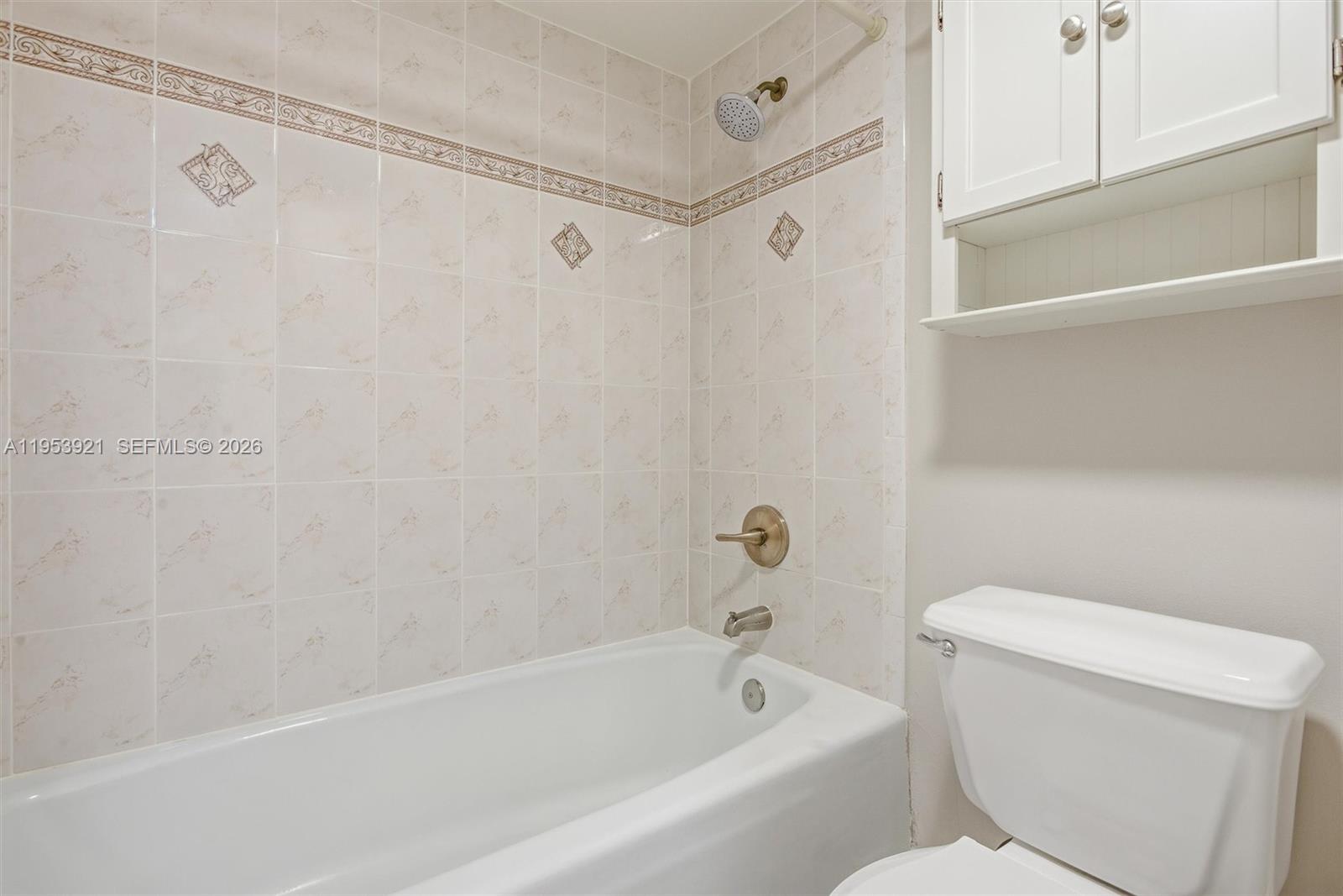 Photo of 3731 Country Club Dr  #1421, Aventura, Florida, 33180 - 