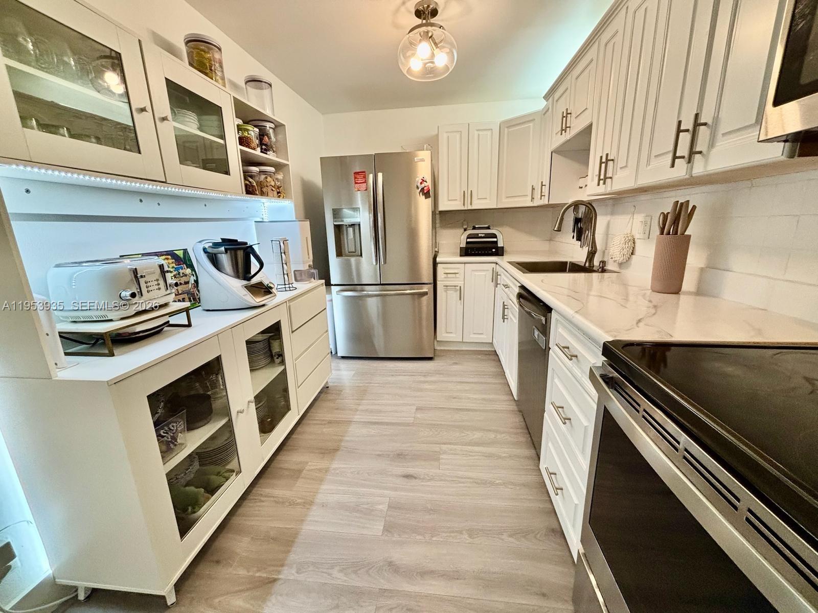 Photo of 20301 Country Club Dr #1126, Aventura, Florida, 33180 -