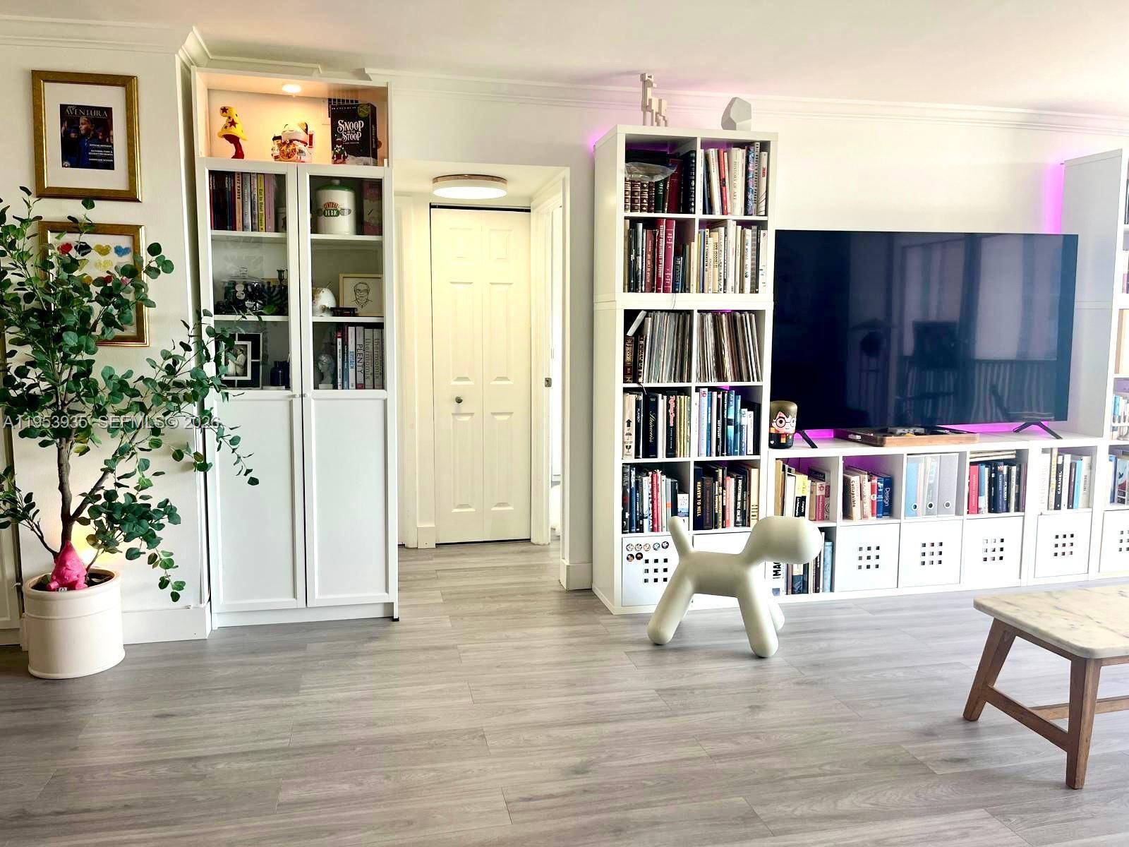 Photo of 20301 Country Club Dr #1126, Aventura, Florida, 33180 -