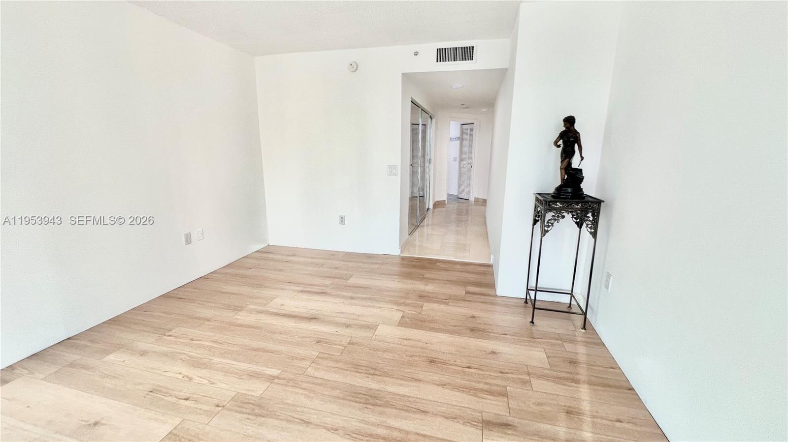 Photo of 16400 Collins Ave #2143, Sunny Isles Beach, Florida, 33160 -