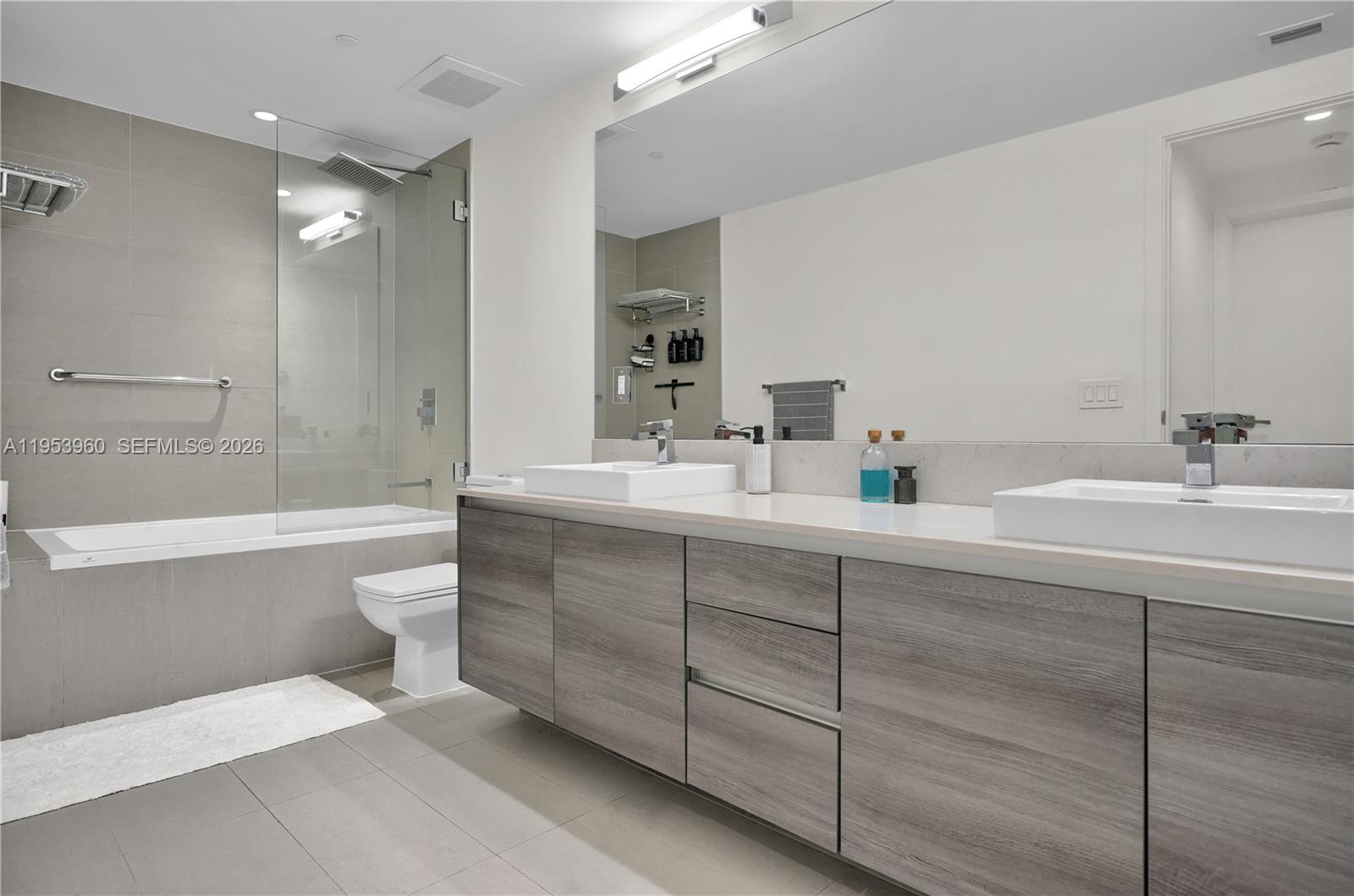 Photo of 1080 Brickell Ave #1802, Miami, Florida, 33131 -