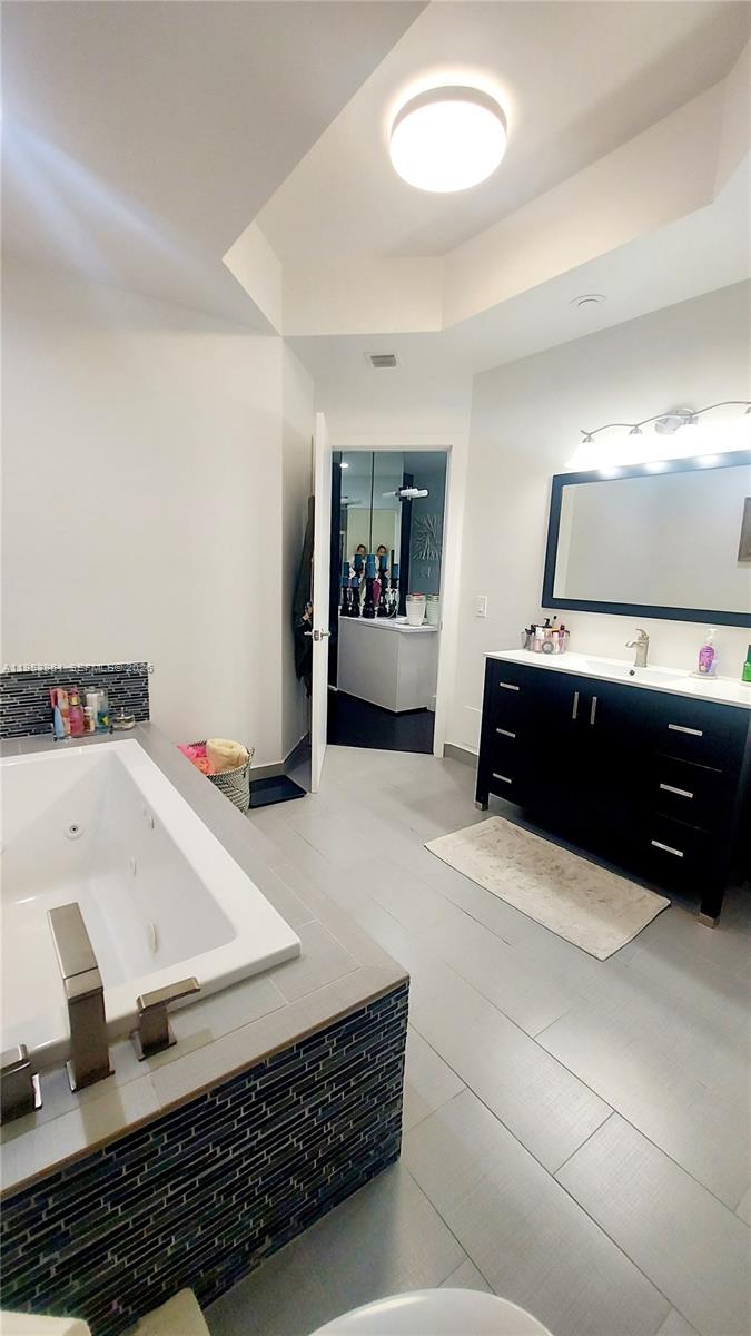 3106 3 / 3 1520 sq. ft. $ 2026-02-10 0 Photo