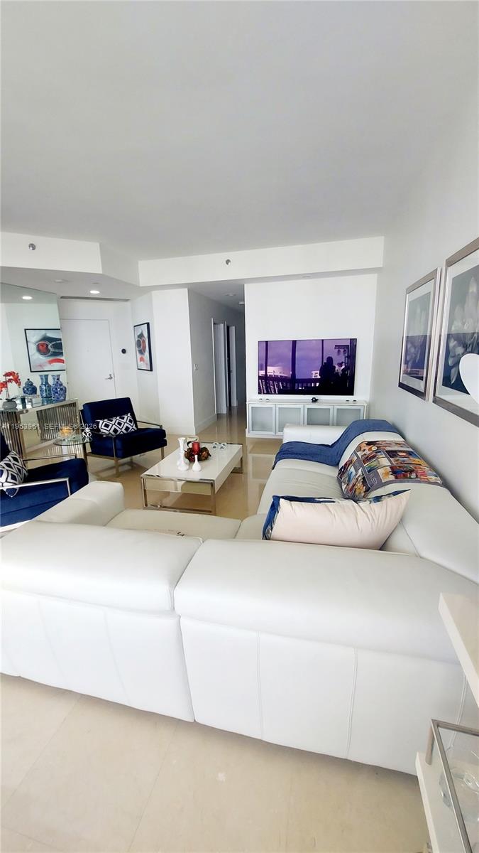 3106 3 / 3 1520 sq. ft. $ 2026-02-10 0 Photo