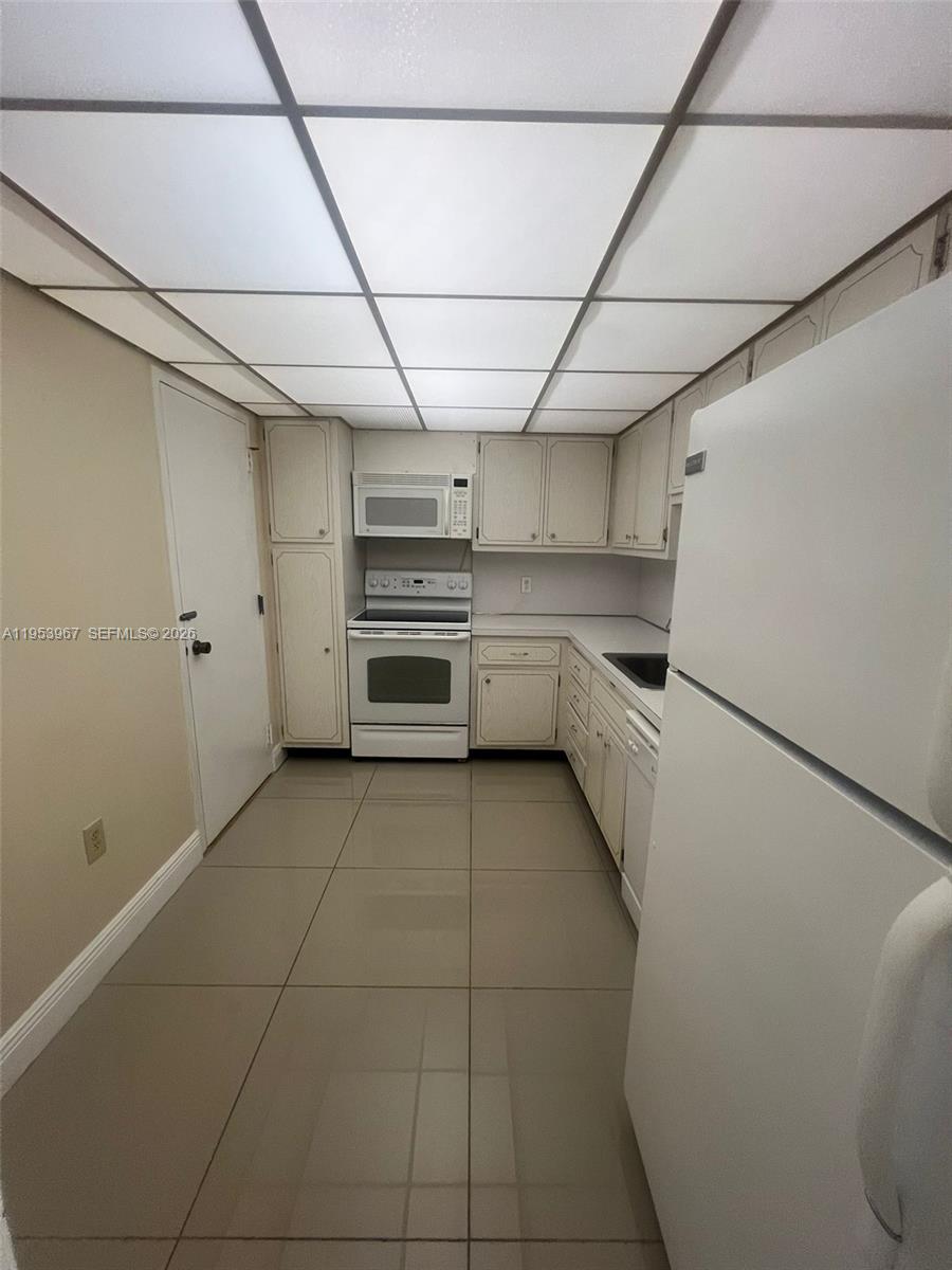 10P 1 / 1 798 sq. ft. $ 2026-01-27 0 Photo