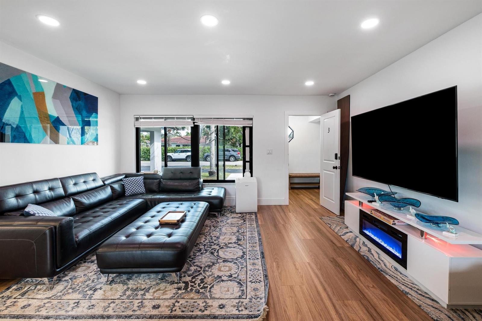 Ver detalles / 0 2675 sq. ft. $ 2026-07-30 0 foto