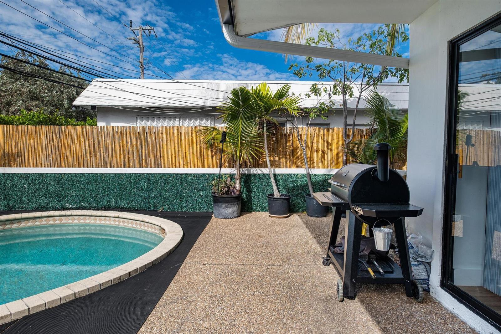 Ver detalles / 0 2675 sq. ft. $ 2026-07-30 0 foto