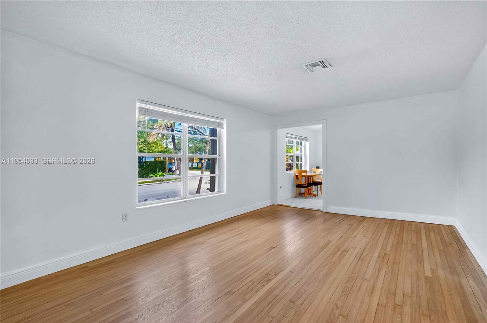   /  1946 sq. ft. $ 2026-01-28 0 Photo