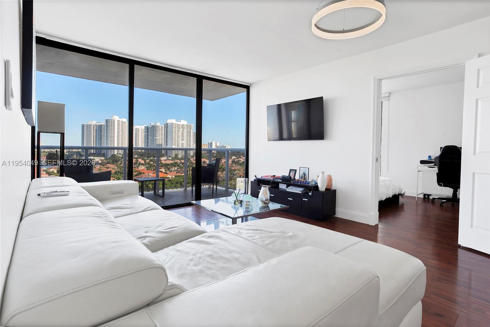 Photo of 3675 Country Club Dr  #1102, Aventura, Florida, 33180 - 