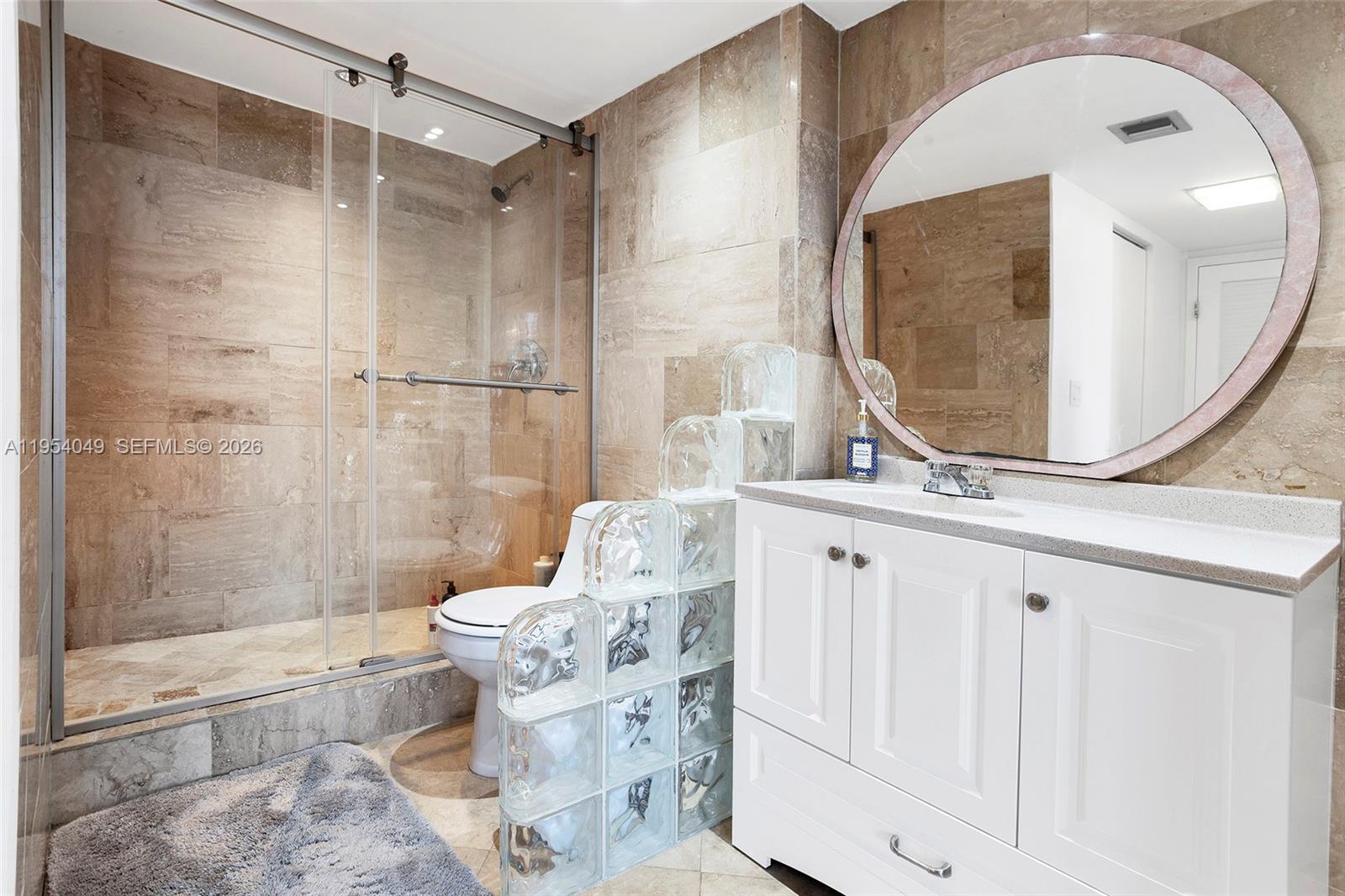 Photo of 3675 Country Club Dr  #1102, Aventura, Florida, 33180 - 