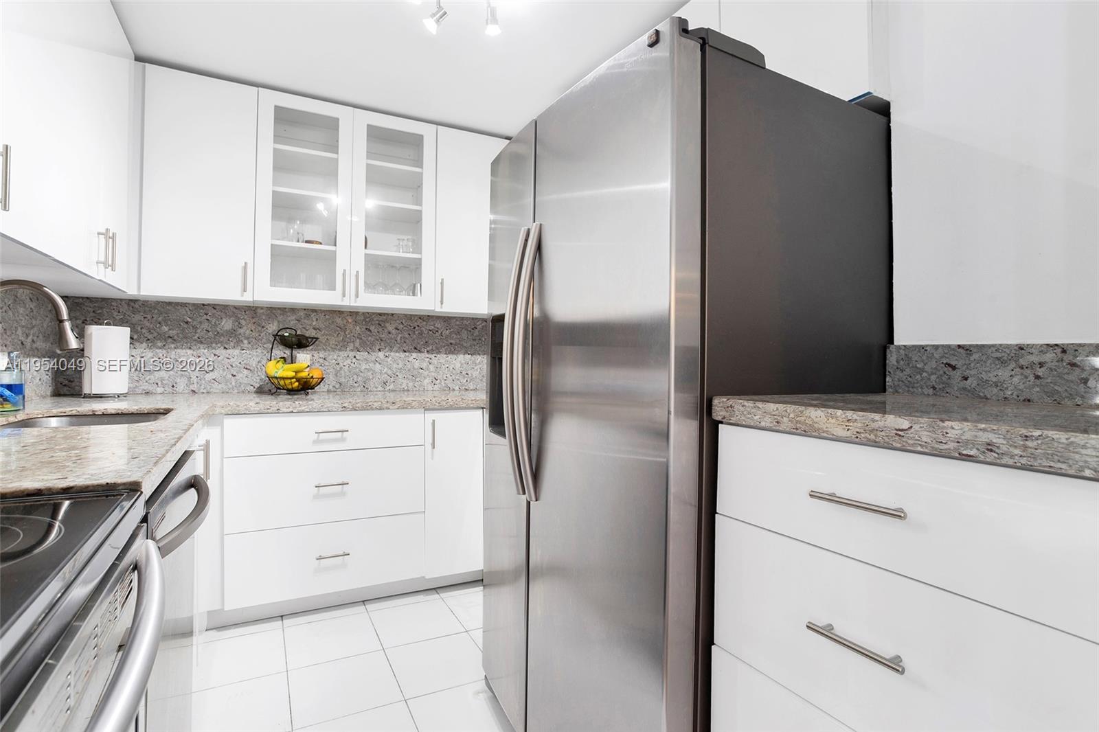 Photo of 3675 Country Club Dr  #1102, Aventura, Florida, 33180 - 