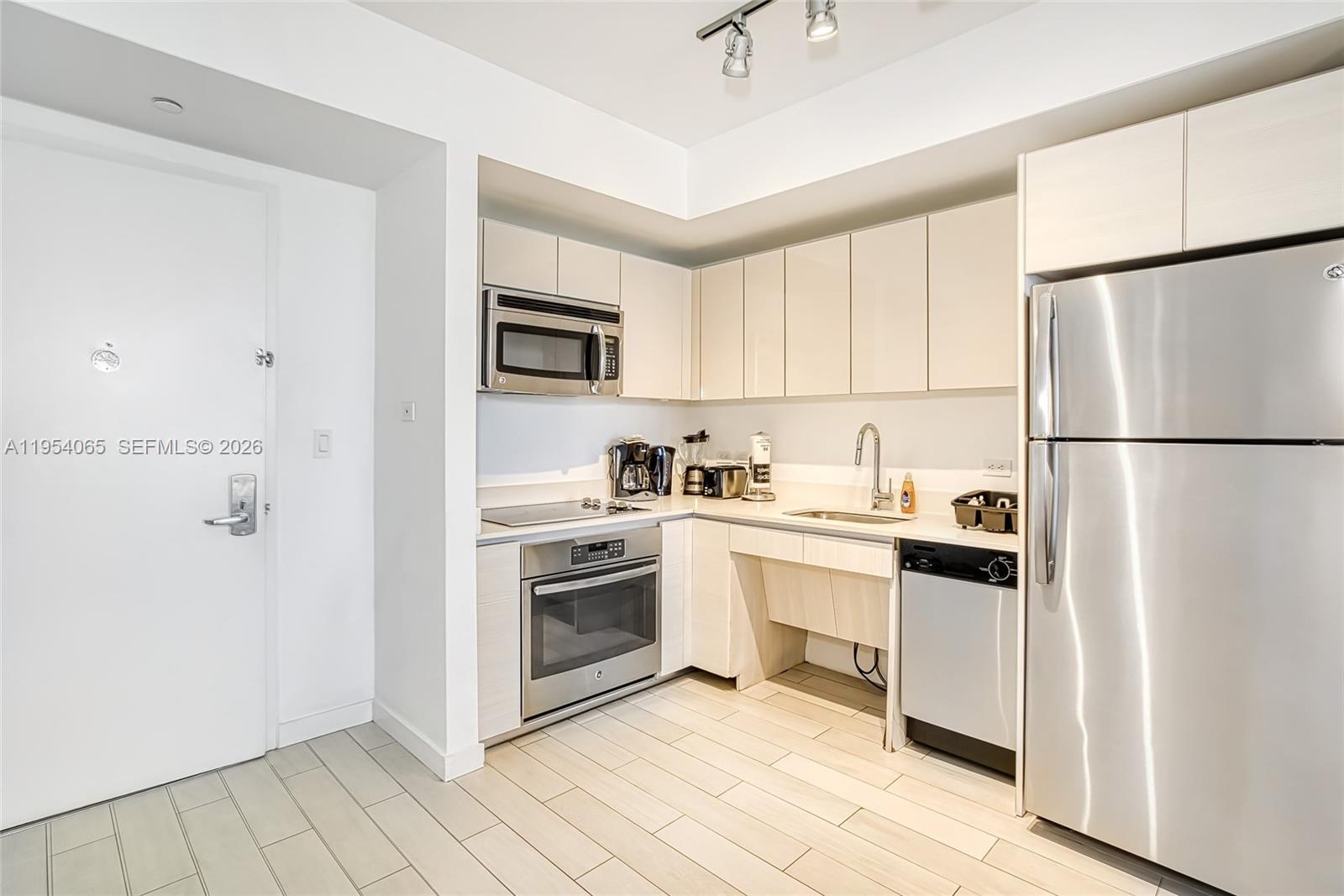 Photo of 2602 Hallandale Beach Blvd  #R2304, Hallandale Beach, Florida, 33009 - 