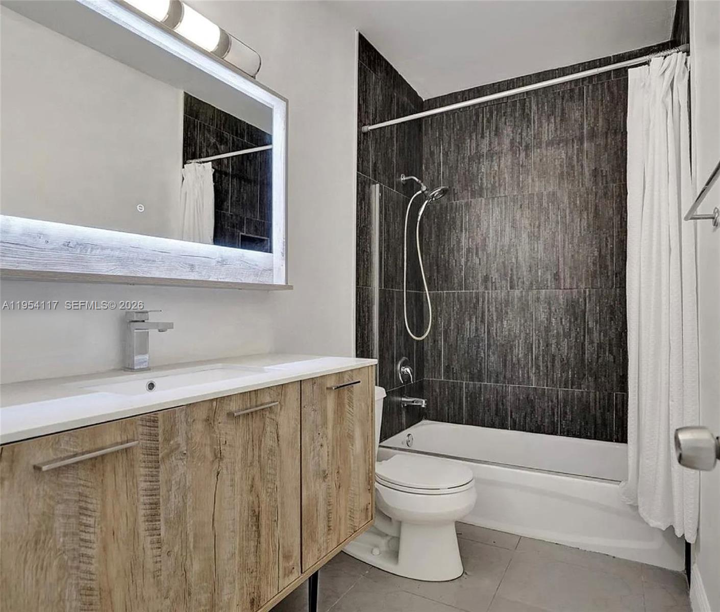   /   sq. ft. $ 2026-01-28 0 Photo