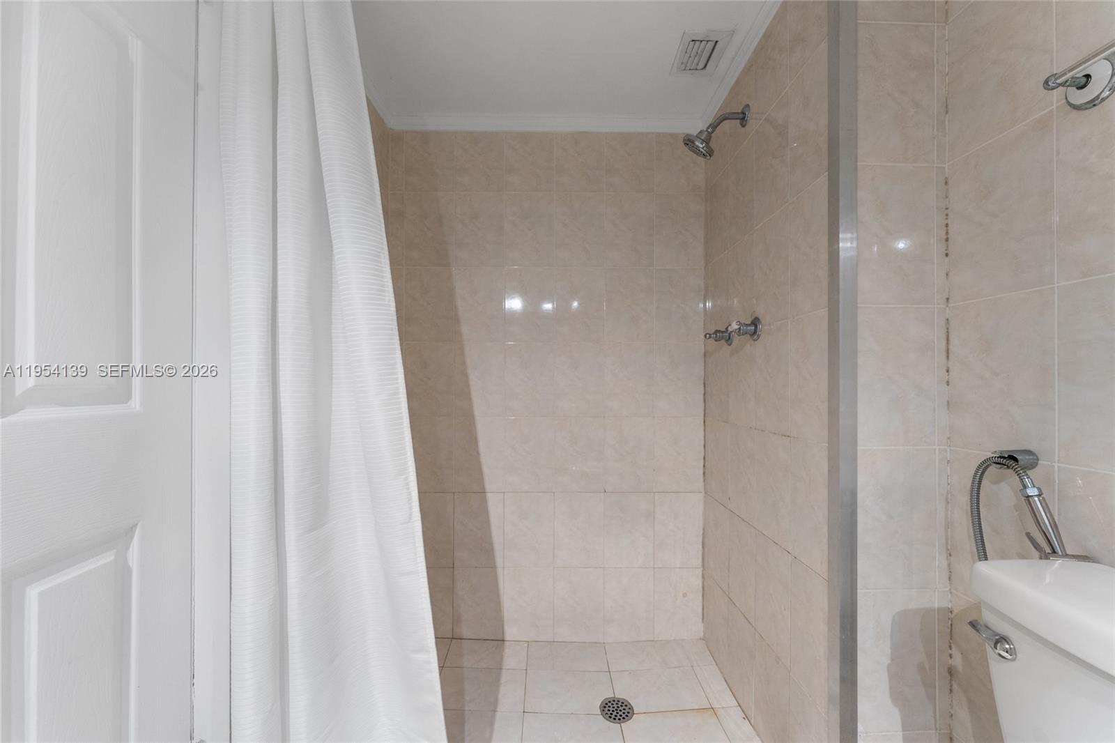 1701 2 / 2 1565 sq. ft. $ 2026-01-28 0 Photo