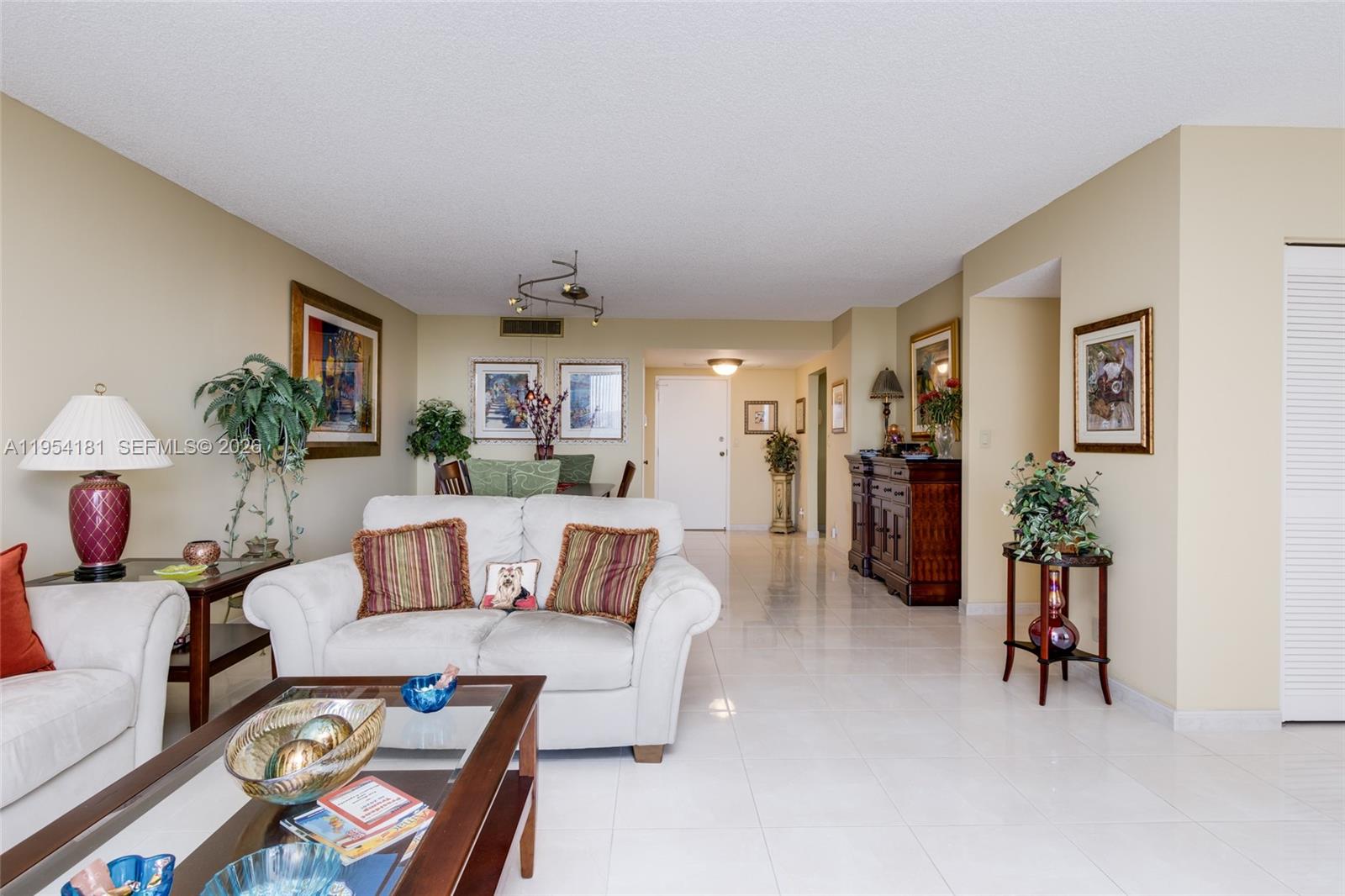 Photo of 2500 PARKVIEW DR  #2315, Hallandale Beach, Florida, 33009 - 