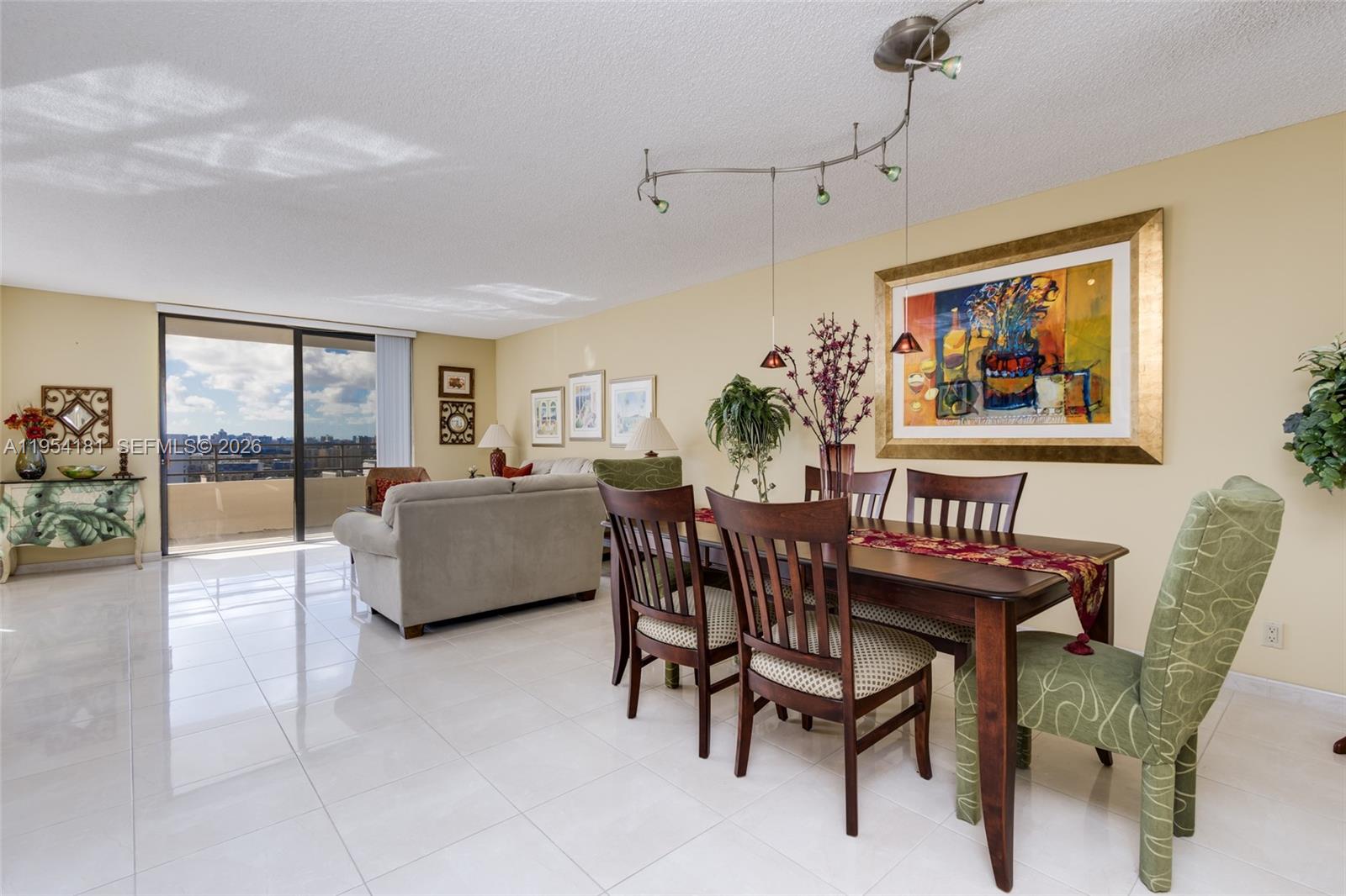 Photo of 2500 PARKVIEW DR  #2315, Hallandale Beach, Florida, 33009 - 