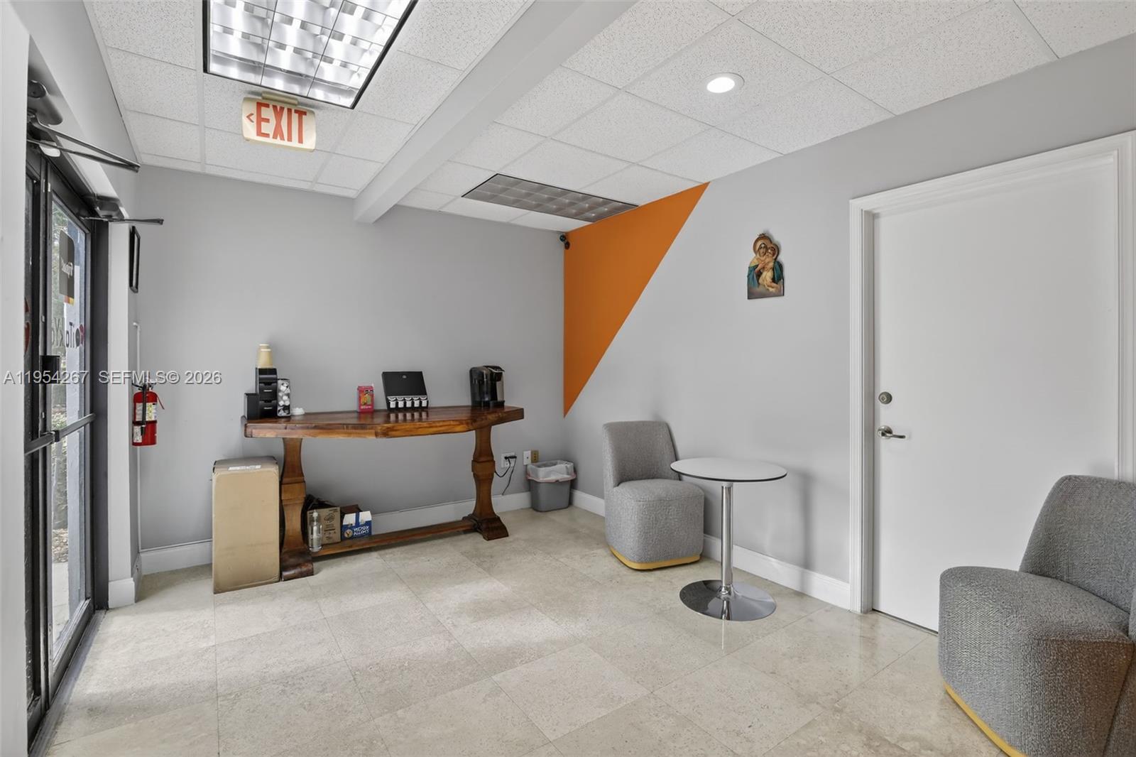   /   sq. ft. $ 2026-01-28 0 foto