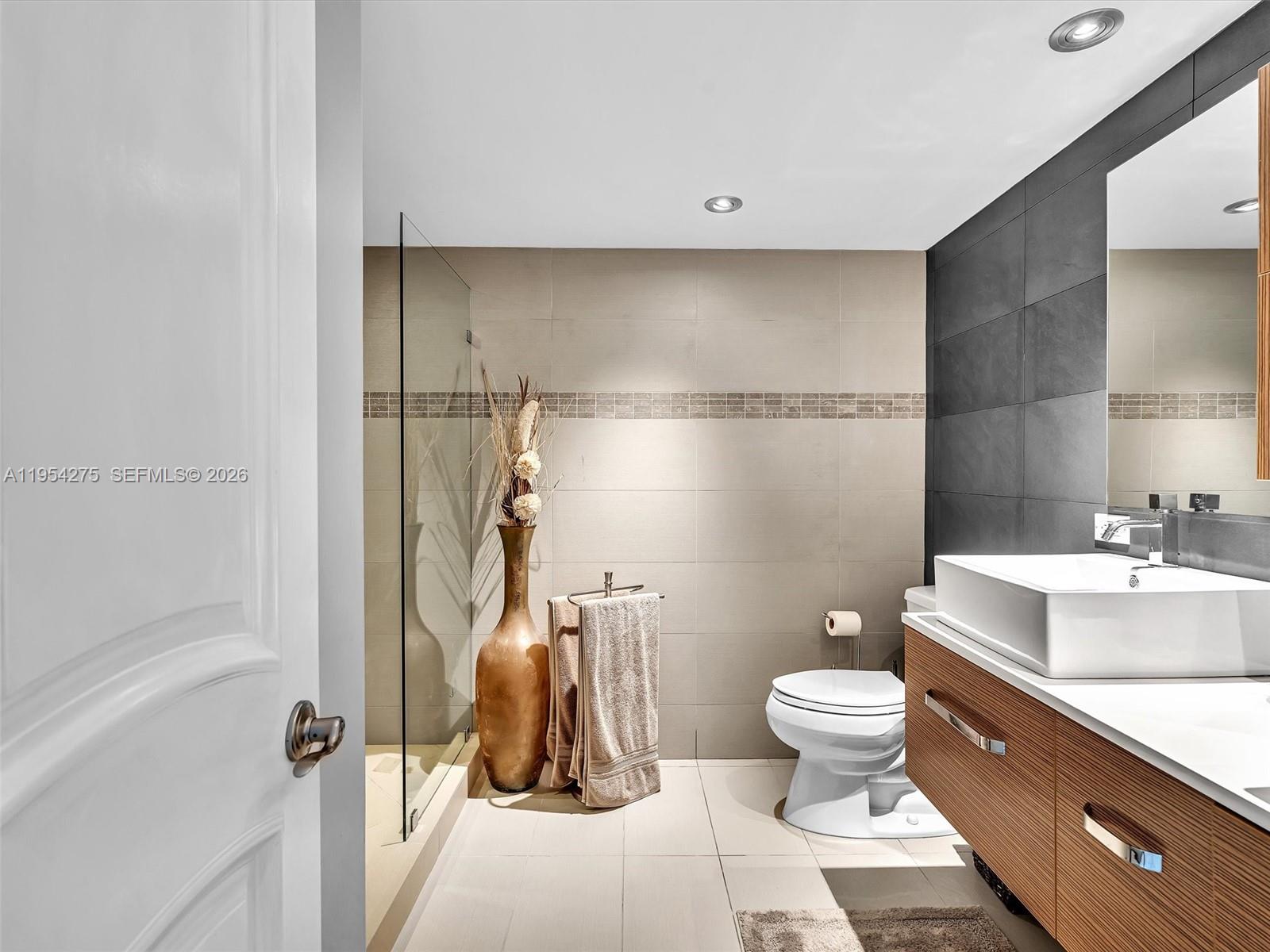 Photo of 2017 Ocean Dr  #409, Hallandale Beach, Florida, 33009 - 