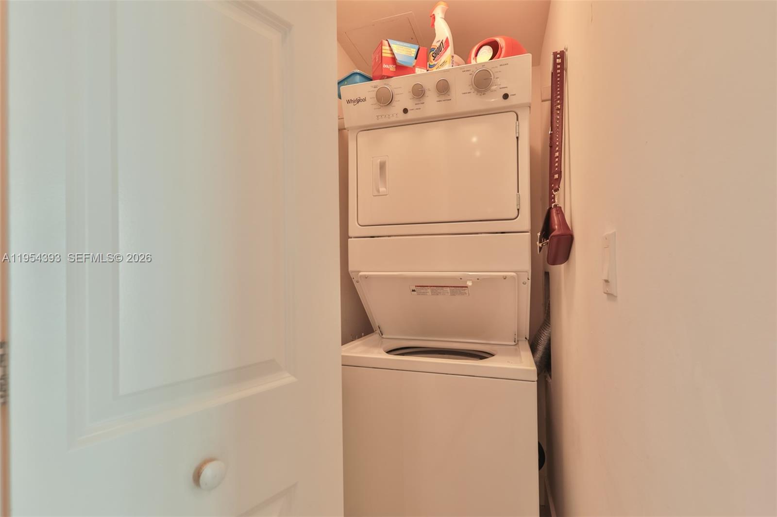 Фото 1755 Hallandale Beach Blvd  #1808E, Hallandale Beach, Florida, 33009 - 