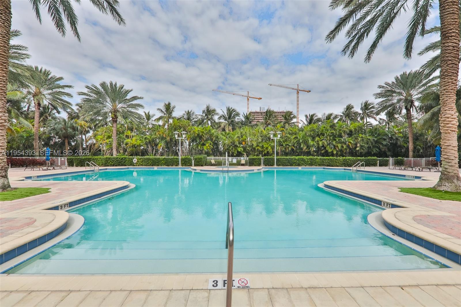 Фото 1755 Hallandale Beach Blvd  #1808E, Hallandale Beach, Florida, 33009 - 