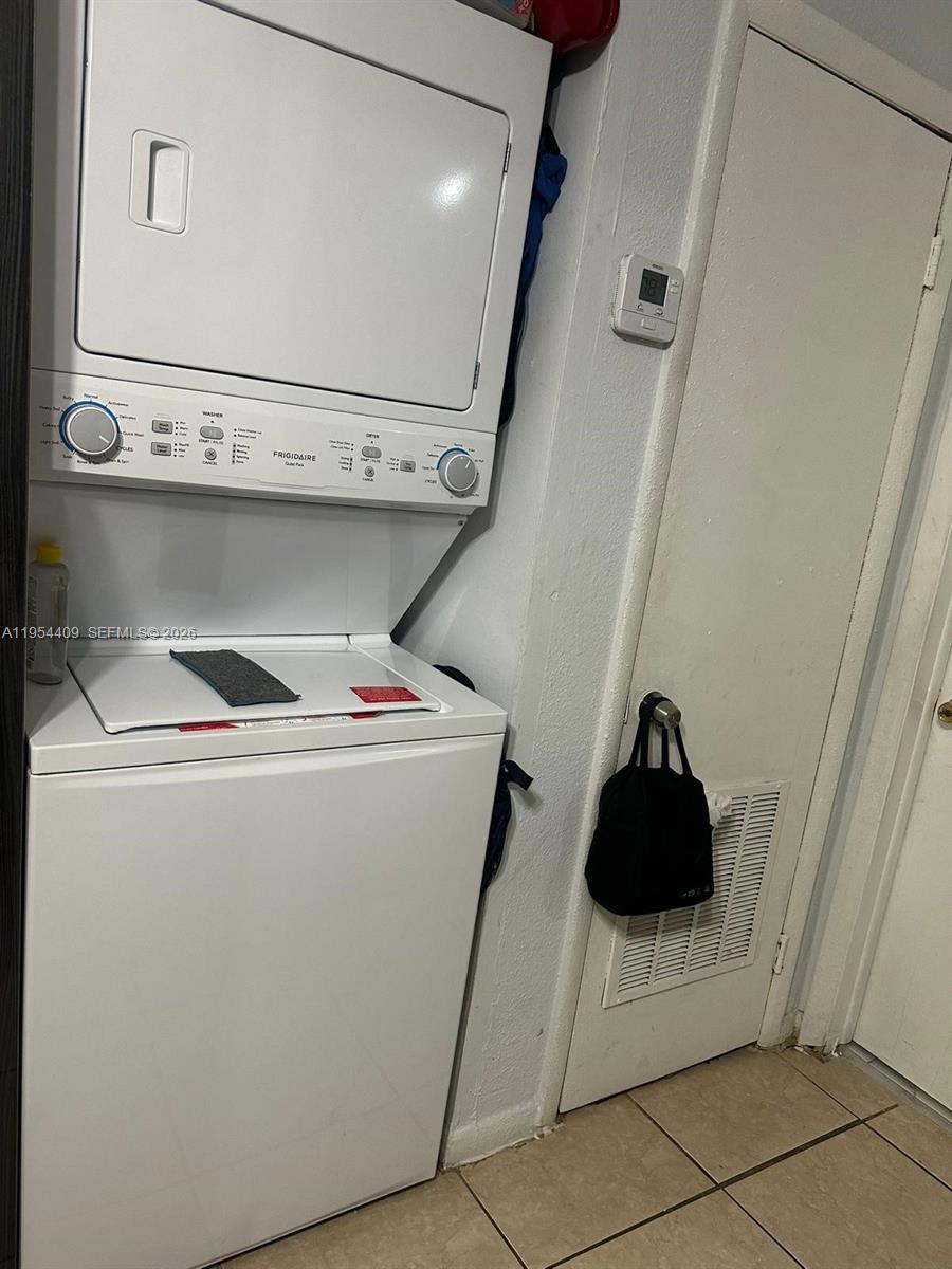 See details / 2663 sq. ft. $ 2026-03-23 0 Photo