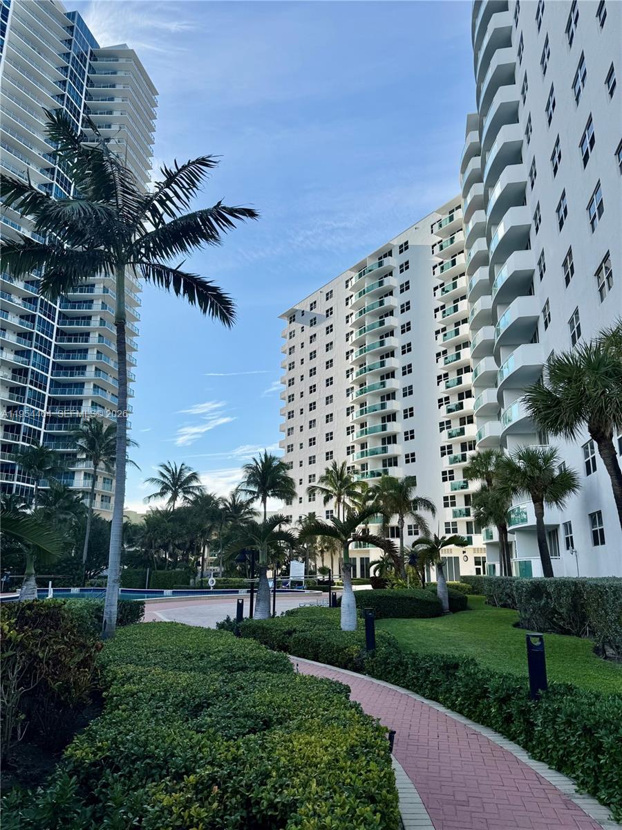 Photo of 3000 Ocean Dr  #116, Hollywood, Florida, 33019 - 
