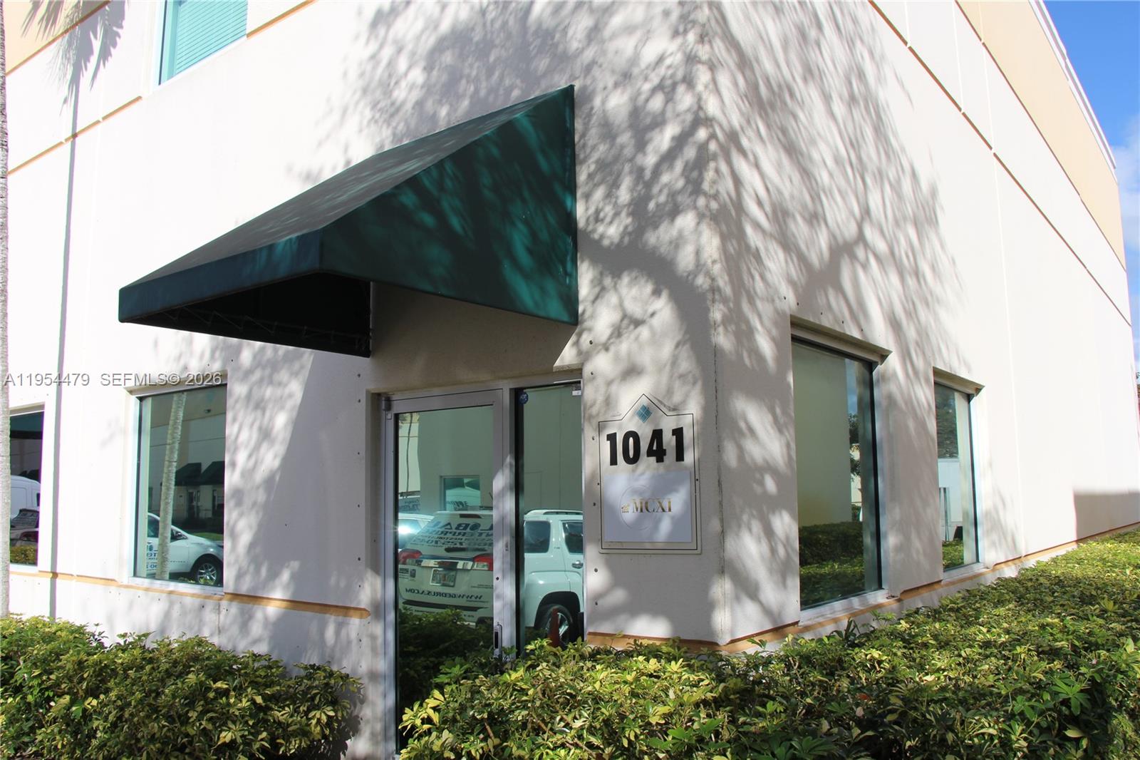   /   sq. ft. $ 2026-01-28 0 foto