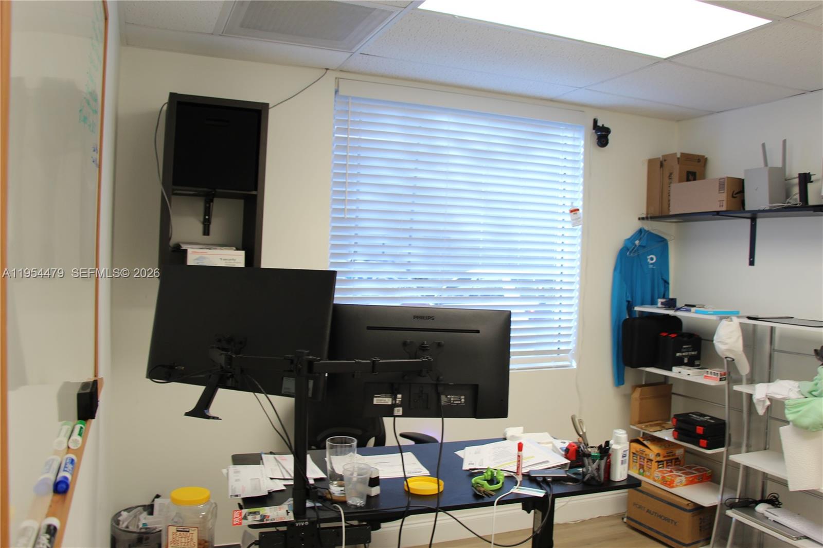   /   sq. ft. $ 2026-01-28 0 foto