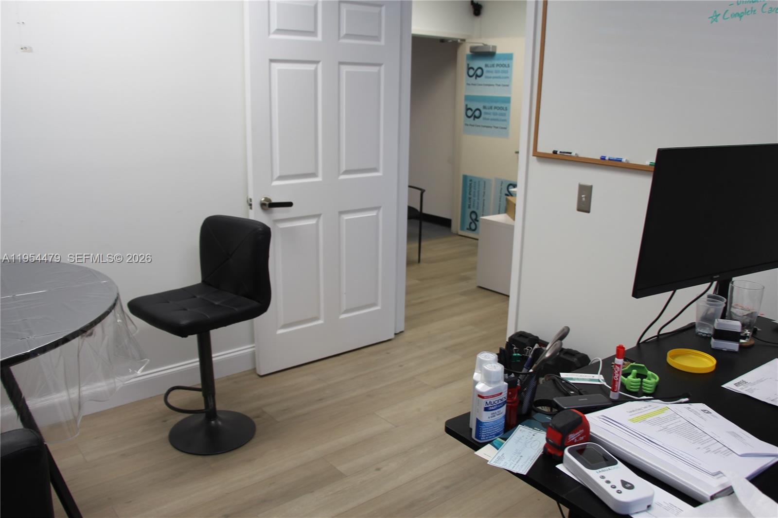   /   sq. ft. $ 2026-01-28 0 foto