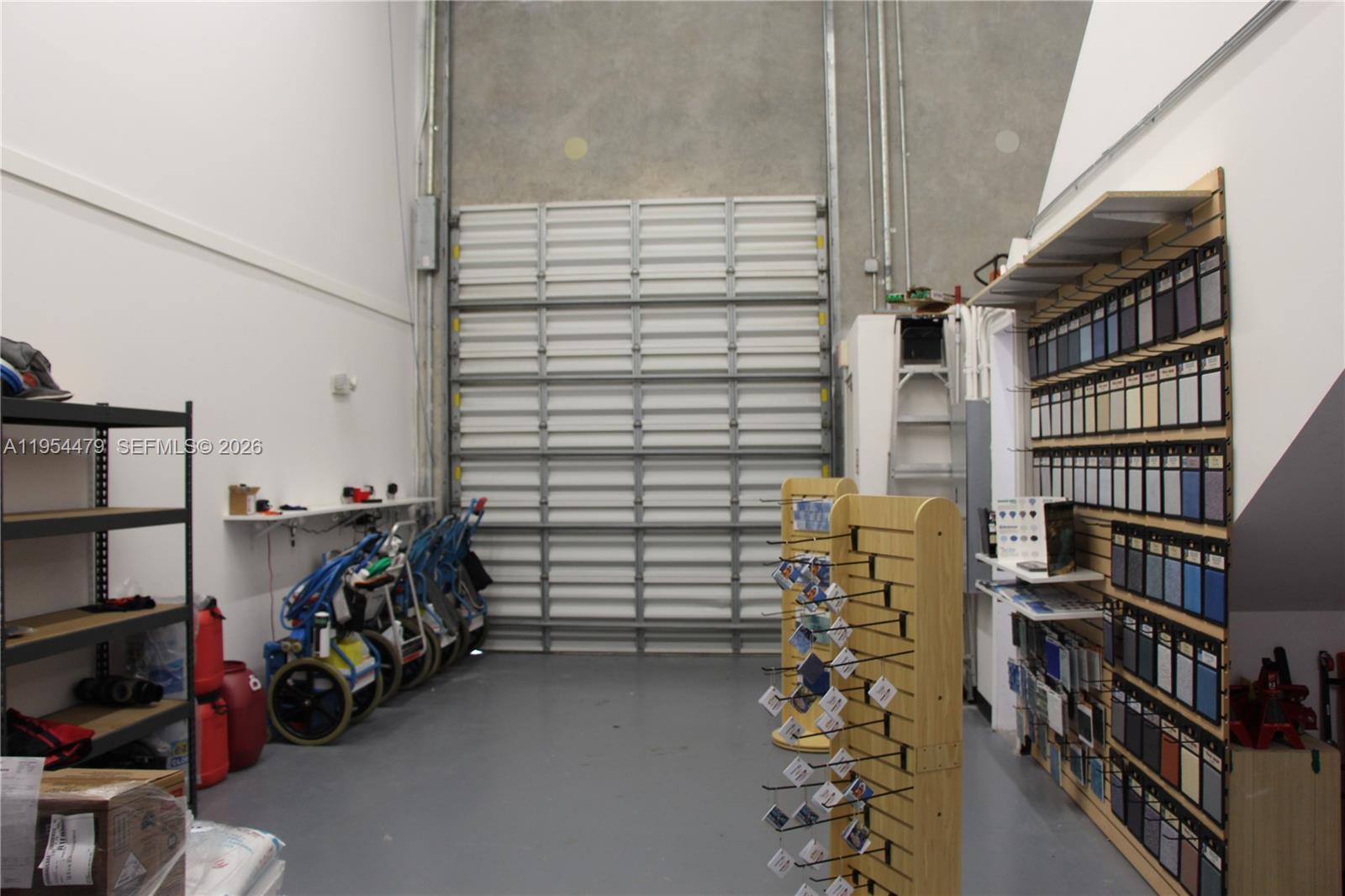   /   sq. ft. $ 2026-01-28 0 foto