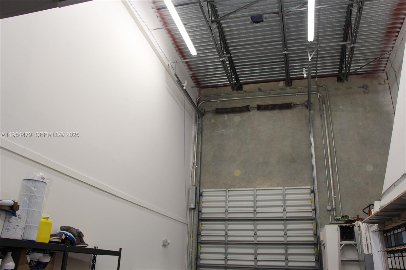   /   sq. ft. $ 2026-01-28 0 foto