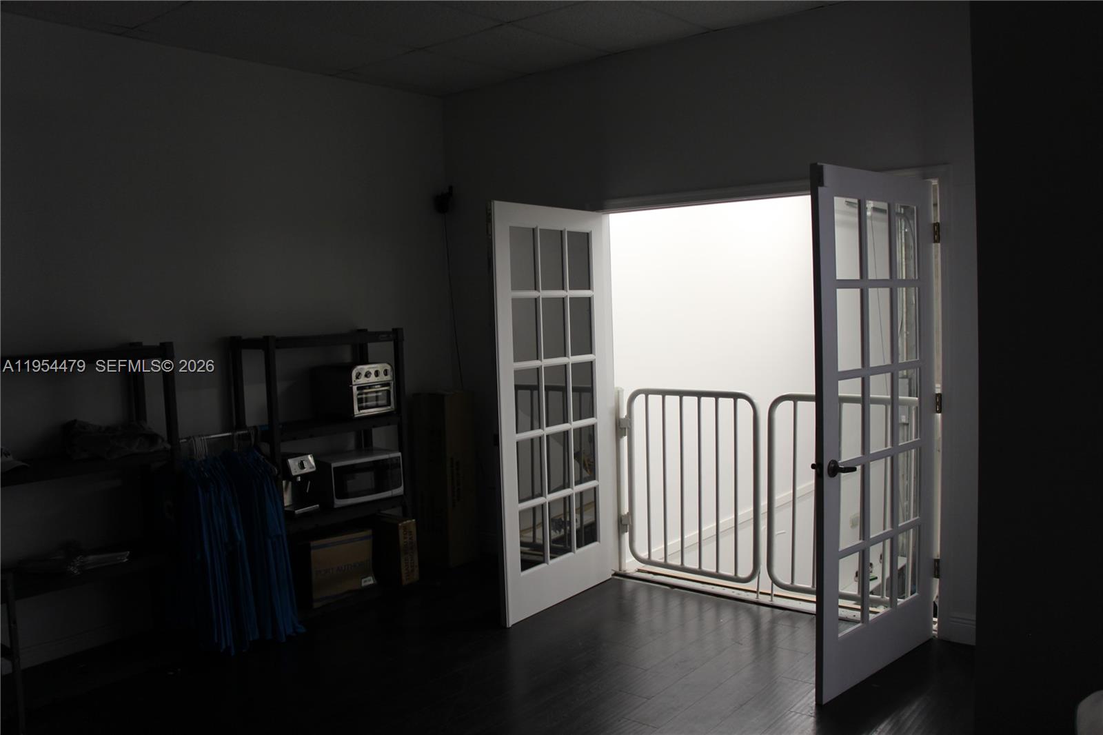   /   sq. ft. $ 2026-01-28 0 foto