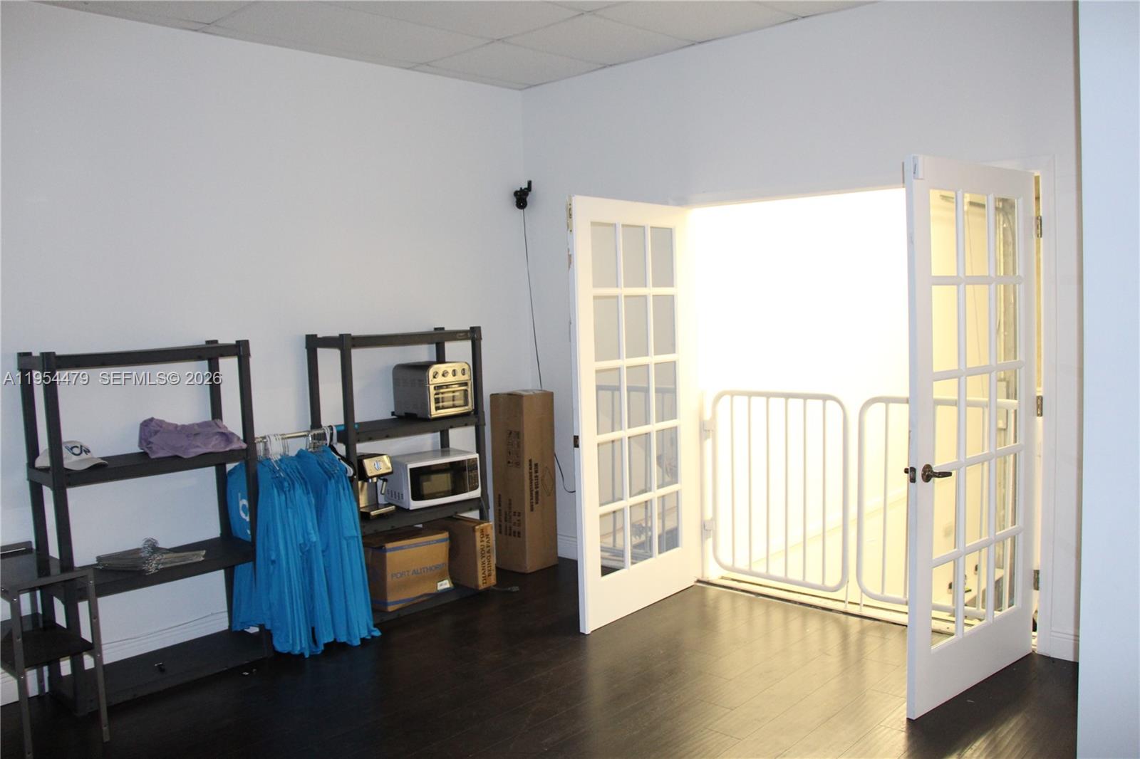   /   sq. ft. $ 2026-01-28 0 foto