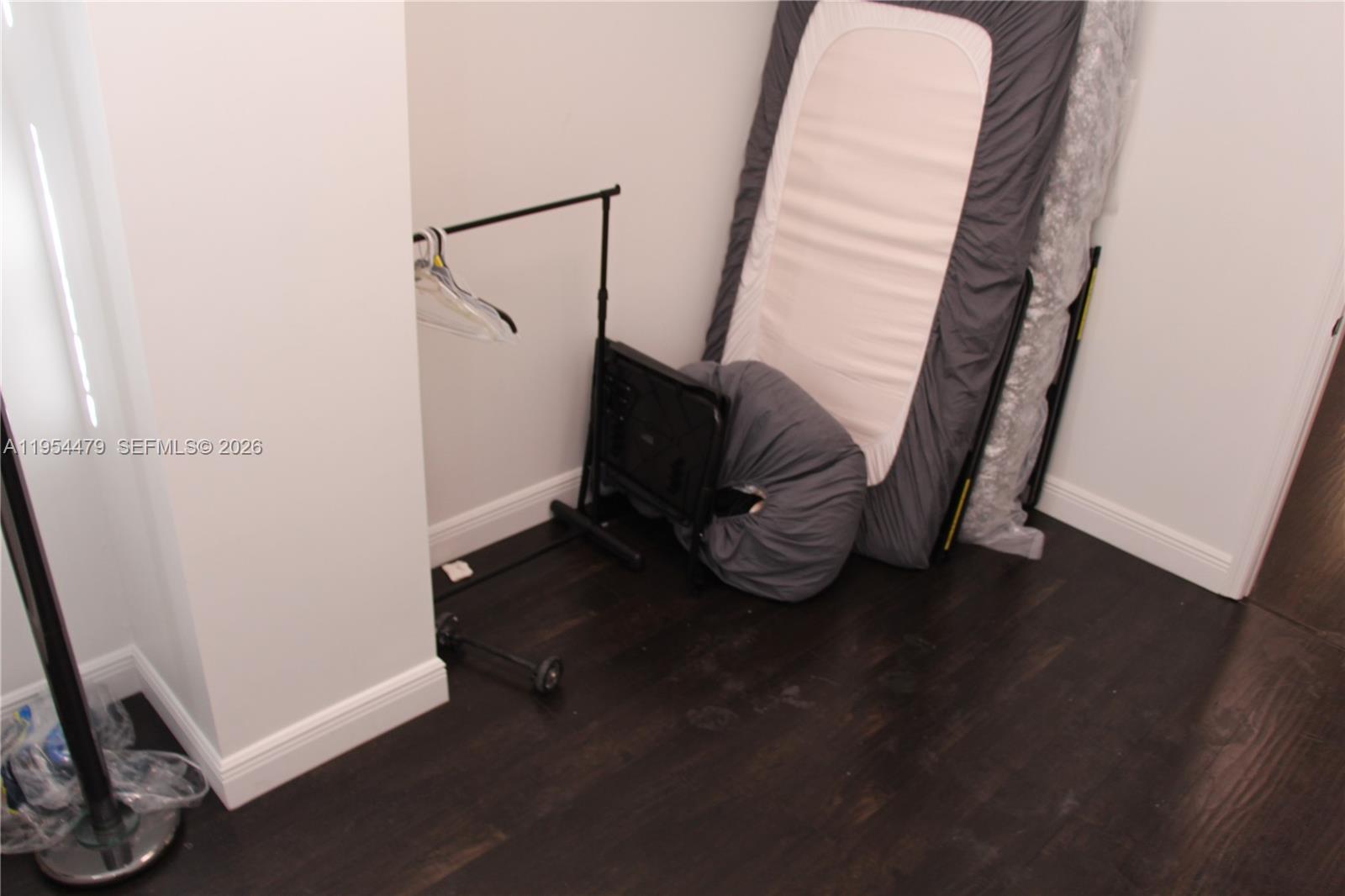   /   sq. ft. $ 2026-01-28 0 foto