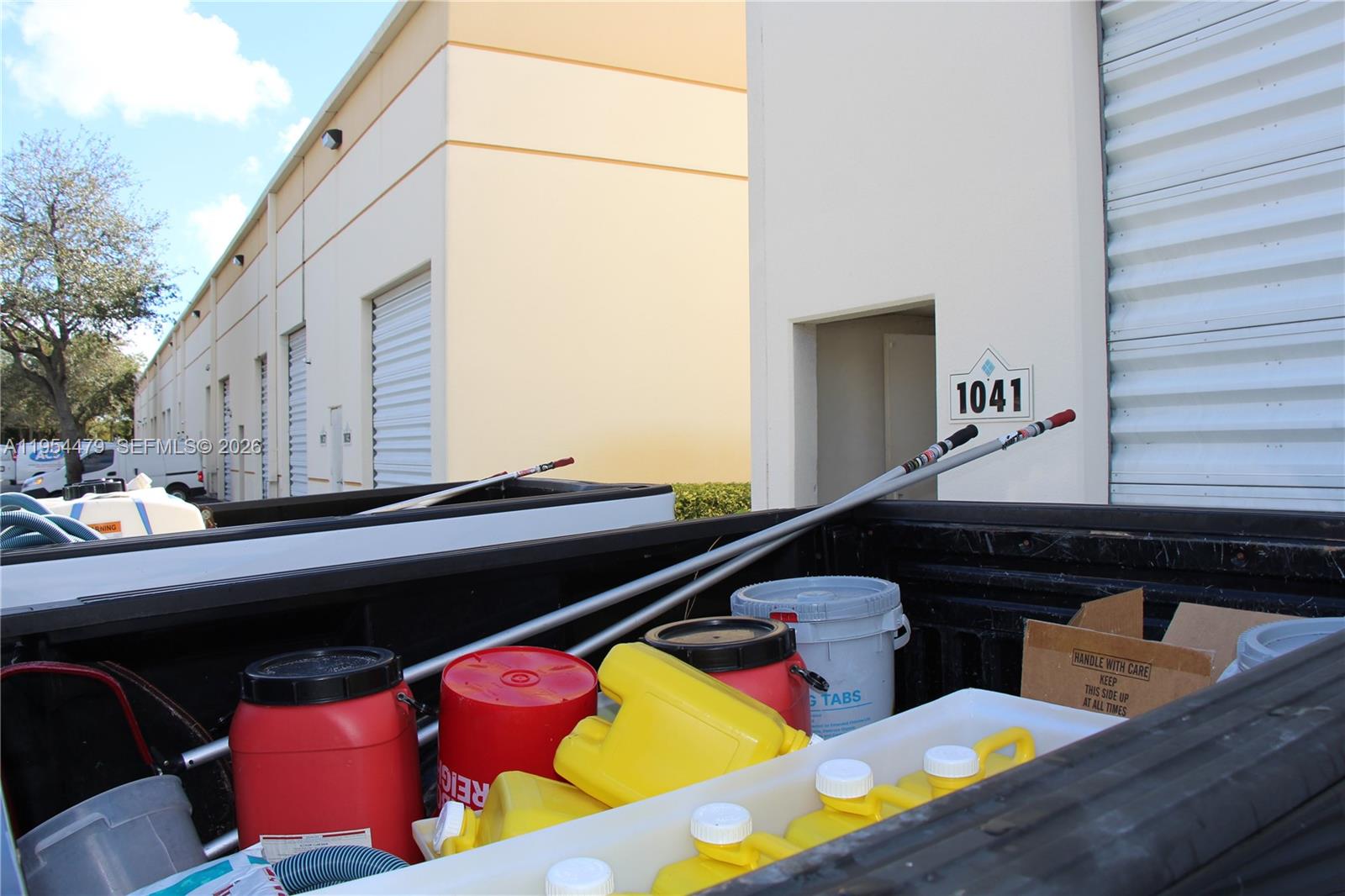   /   sq. ft. $ 2026-01-28 0 foto