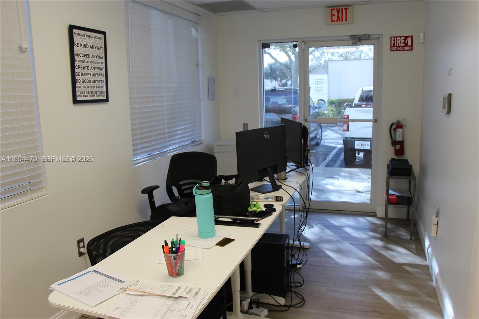   /   sq. ft. $ 2026-01-28 0 foto