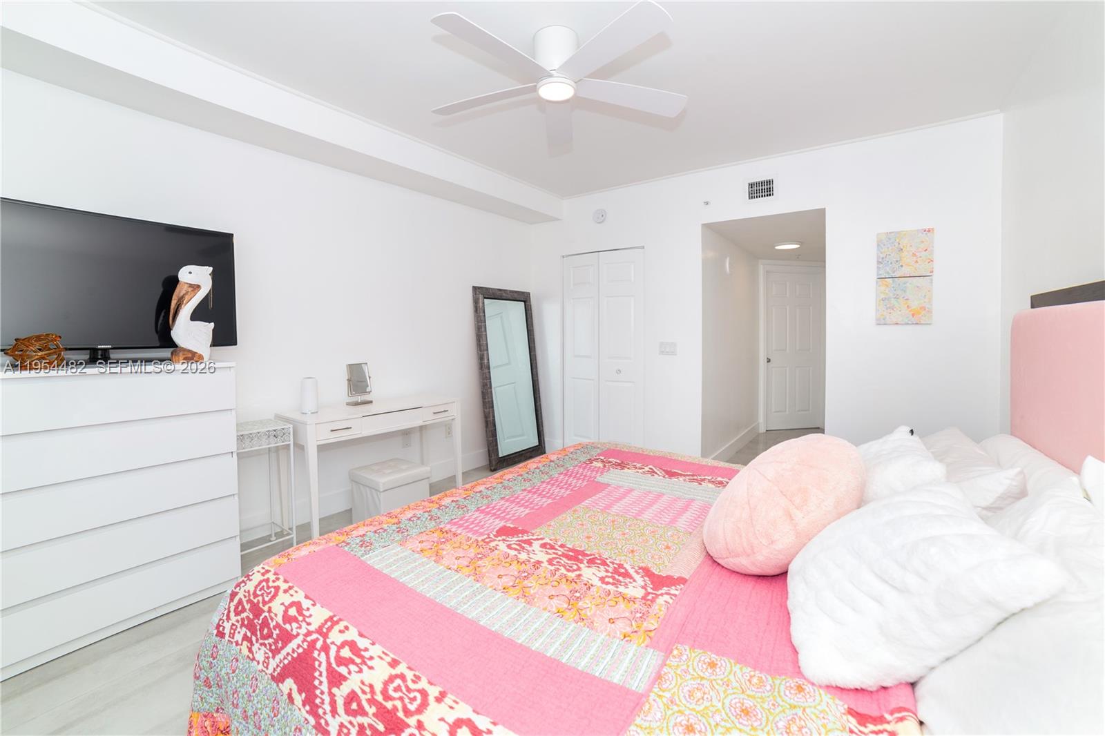 Photo of 17150 Bay Rd #2905, Sunny Isles Beach, Florida, 33160 -