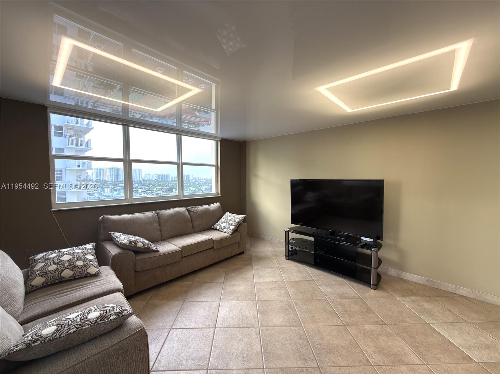 Photo of 1833 Ocean Dr  #1402, Hallandale Beach, Florida, 33009 - 